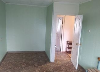 Продаю двухкомнатную квартиру, 46 м2, Смоленск, улица Маршала Ерёменко, 18