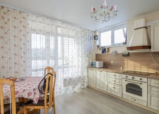 Продажа двухкомнатной квартиры, 57.5 м2, Тюмень, улица Червишевский Тракт, 45к7, ЖК Апрель