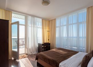 Сдам в аренду трехкомнатную квартиру, 95 м2, Сочи, Курортный проспект, 95/53, микрорайон Приморье