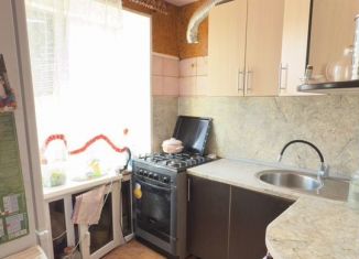 Продается 3-комнатная квартира, 54 м2, Белорецк, улица В. Ленина, 35