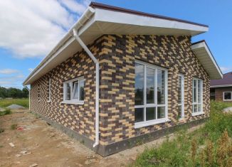 Продам дом, 131 м2, поселок Горячий Ключ, Цветочная улица