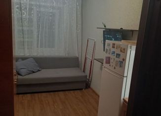 Продаю комнату, 12 м2, Барнаул, улица Антона Петрова, 199