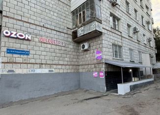 Продаю помещение свободного назначения, 150 м2, Волгоград, улица 35-й Гвардейской Дивизии, 3/1
