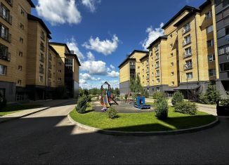 2-комнатная квартира в аренду, 66 м2, деревня Мокшино, Солнечная улица, 82к2