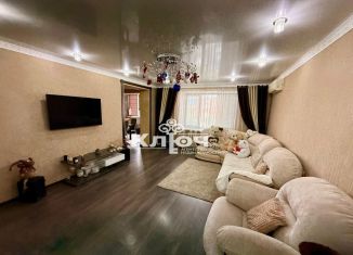 Продается двухкомнатная квартира, 66.3 м2, село Мариинский, Лазурная улица, 15