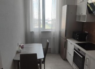 Сдаю 2-ком. квартиру, 48 м2, Ростов-на-Дону, Стабильная улица, 3с1