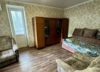 Двухкомнатная квартира на продажу, 47.6 м2, Таганрог, улица Сергея Лазо, 1-2