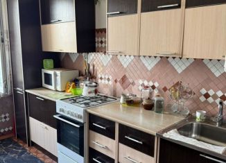 Продажа 3-комнатной квартиры, 66 м2, Армавир, 8-й микрорайон, 2/1