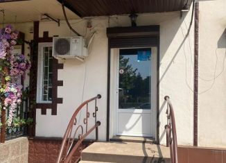 Продаю помещение свободного назначения, 20 м2, Нальчик, улица Мальбахова, 26