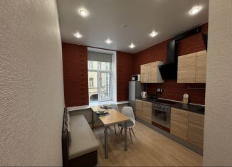 Сдаю 2-комнатную квартиру, 50 м2, Санкт-Петербург, улица Союза Печатников, 13-15