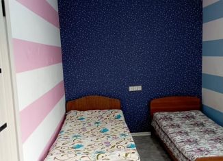 Сдается 1-комнатная квартира, 38 м2, Крымск, улица Виктории, 19