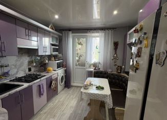 Продам 2-комнатную квартиру, 57.8 м2, Волхов, улица Федюнинского, 6