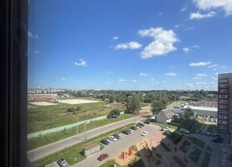 Продам 3-ком. квартиру, 87 м2, Смоленск, Ипподромный проезд, 7к2