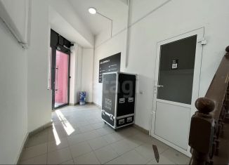 Продаю офис, 82.6 м2, Тюмень, улица Хохрякова, 10