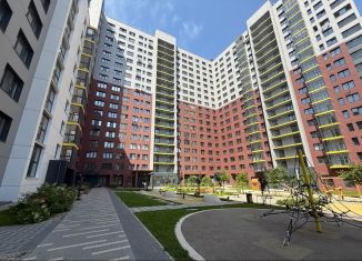 Продам 2-ком. квартиру, 53.4 м2, Ярославль, Тутаевское шоссе, 93Б