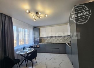 Продаю 4-комнатную квартиру, 82 м2, Ростов-на-Дону, улица 26-я Линия, 35/1