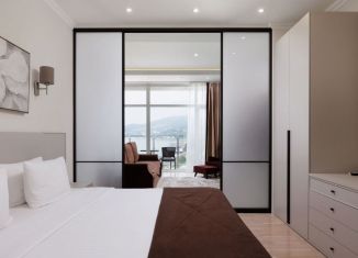 Сдам в аренду двухкомнатную квартиру, 74 м2, Сочи, улица Просвещения, 155/2, микрорайон Чкаловский