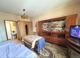 Продам однокомнатную квартиру, 38 м2, Старый Оскол, микрорайон Макаренко, 20