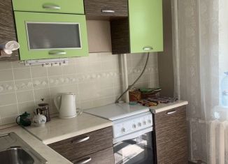 Сдам 1-комнатную квартиру, 35 м2, Псков, улица Юности, 11