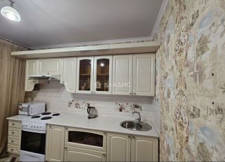 Сдается в аренду 1-комнатная квартира, 36 м2, Тобольск, 10-й микрорайон, 73Б