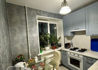 Продается двухкомнатная квартира, 41.7 м2, Люберцы, улица 3-е Почтовое Отделение, 19