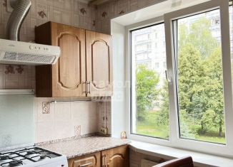 Продам 2-ком. квартиру, 46.7 м2, Республика Башкортостан, Батырская улица, 8/1