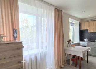 Продам 2-комнатную квартиру, 44.5 м2, Воткинск, улица Мичурина, 2