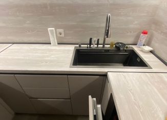 Продается двухкомнатная квартира, 61 м2, деревня Батино, ЖК Есенинские Поля, улица Сергея Есенина, 14