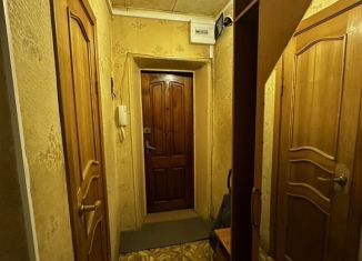 Сдам трехкомнатную квартиру, 58 м2, Азов, Привокзальная улица, 19