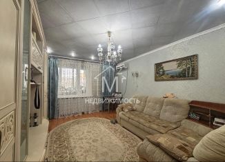 Продаю 3-ком. квартиру, 59.7 м2, Балашов, улица Строителей, 5