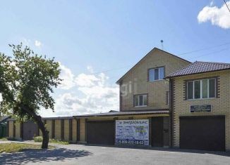 Продаю дом, 530 м2, Тюмень, улица Олега Кошевого, 4