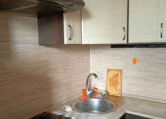 Сдам однокомнатную квартиру, 38 м2, Республика Башкортостан, улица Блюхера, 6Б