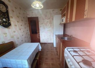 Продажа 2-комнатной квартиры, 48.8 м2, Губкин, проспект Горняков, 12