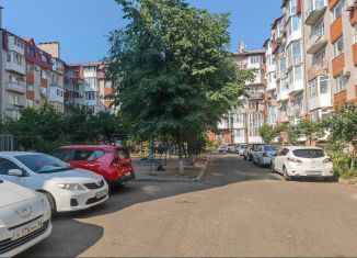 2-ком. квартира на продажу, 56.4 м2, Ейск, улица Коммунаров, 26