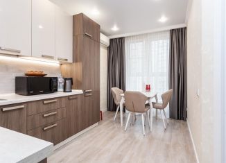 Продам 1-комнатную квартиру, 43 м2, Краснодар, Красная улица, 176лит1/3, микрорайон Центральный