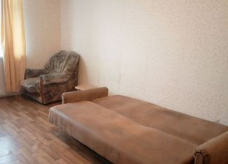 Сдам в аренду 1-ком. квартиру, 38 м2, Орёл, улица Зеленина, 8, микрорайон Зареченский