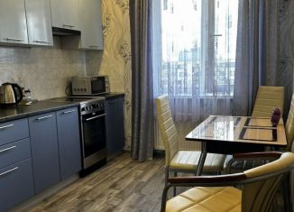 Сдаю однокомнатную квартиру, 33.5 м2, городской посёлок Янино-1, Голландская улица, 8