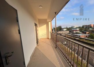 Продается 1-ком. квартира, 56.3 м2, Грозный, улица Каменщиков, 16