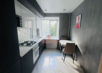 Продам двухкомнатную квартиру, 56 м2, Сергиев Посад, проспект Красной Армии, 9/1