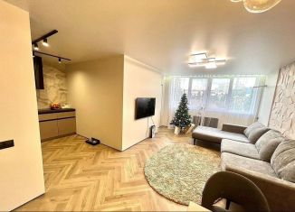 Продам 3-комнатную квартиру, 54.3 м2, Сочи, улица Островского, 17/24, микрорайон Центральный