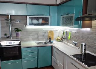 3-комнатная квартира на продажу, 98.5 м2, Старый Оскол, микрорайон Степной, 16