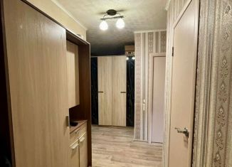 Сдаю 2-ком. квартиру, 60 м2, Белгород, Почтовая улица, 80