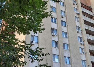 Двухкомнатная квартира на продажу, 40.5 м2, Старый Оскол, микрорайон Макаренко, 4А