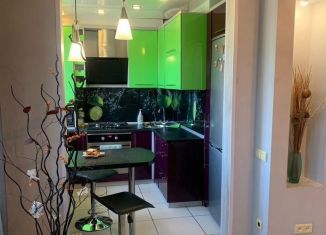 Сдача в аренду 2-комнатной квартиры, 52 м2, Псков, улица Яна Фабрициуса, 5