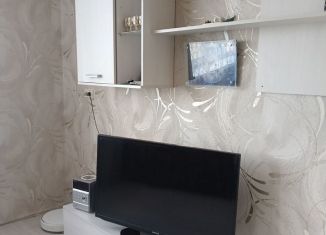 Сдам в аренду 2-комнатную квартиру, 52 м2, Саратов, Гвардейская улица, 42А