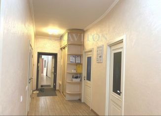 Продам четырехкомнатную квартиру, 99.8 м2, Республика Алтай, улица Эркемена Палкина, 11