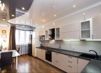 Четырехкомнатная квартира на продажу, 129.2 м2, Тобольск, 10-й микрорайон, 71А