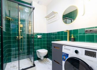 Многокомнатная квартира на продажу, 100 м2, Сочи, улица Чайковского, 28, микрорайон Центральный