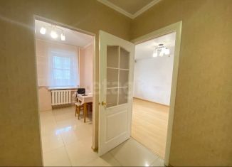 Продается 2-комнатная квартира, 47.8 м2, Сарапул, улица Азина, 94