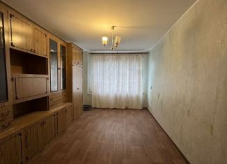 Продаю 3-комнатную квартиру, 58 м2, Губкин, улица Фрунзе, 2Б